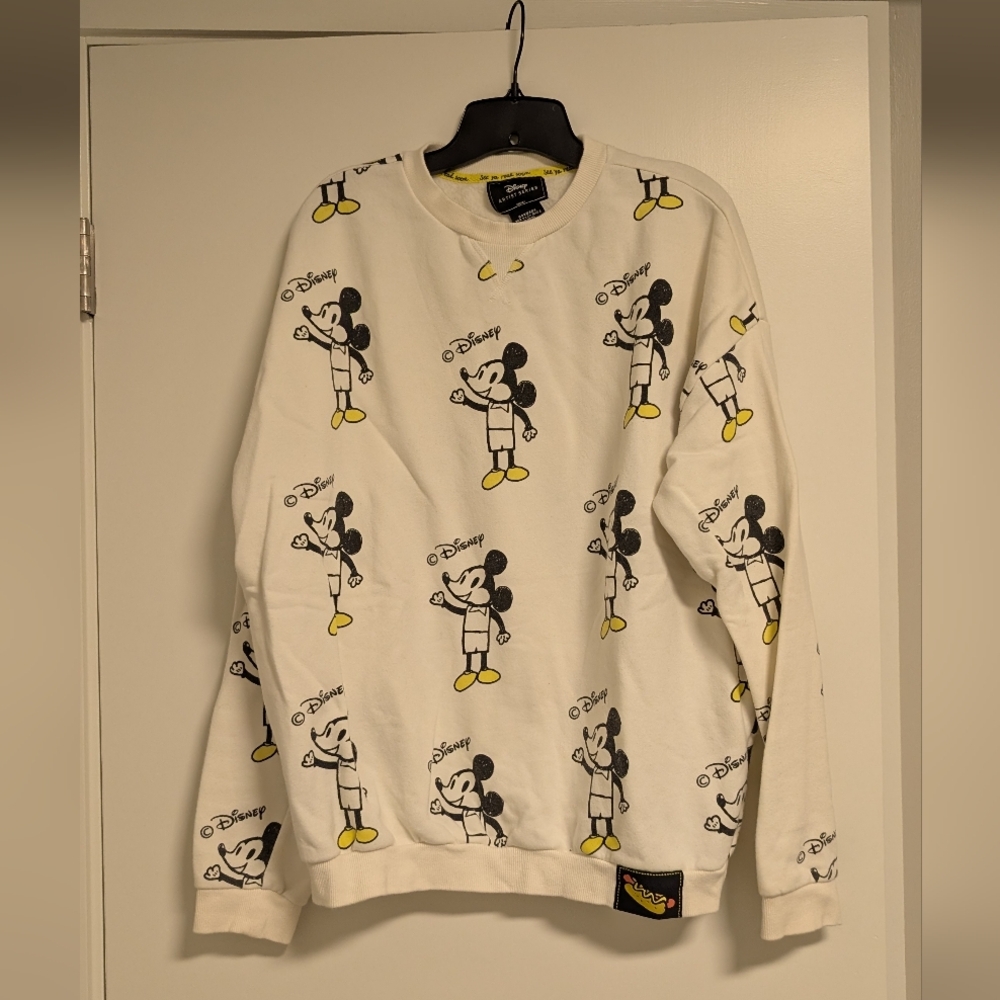 Disney Store - M - Mickey Mouse Disney Artist Series Sweatshirt For Adults